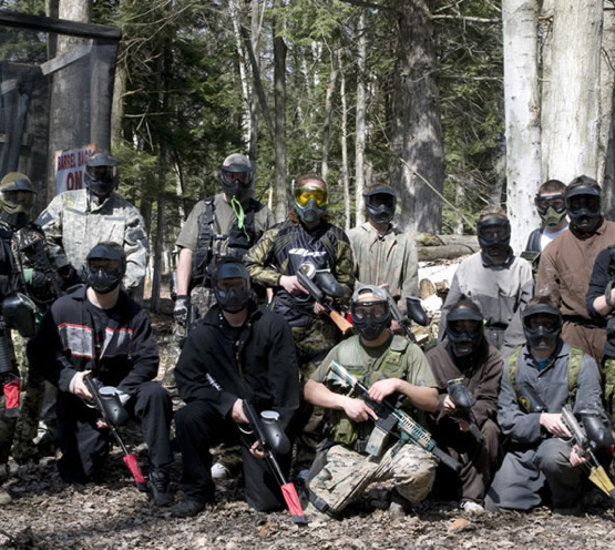 group photo of paintball players in Ottawa